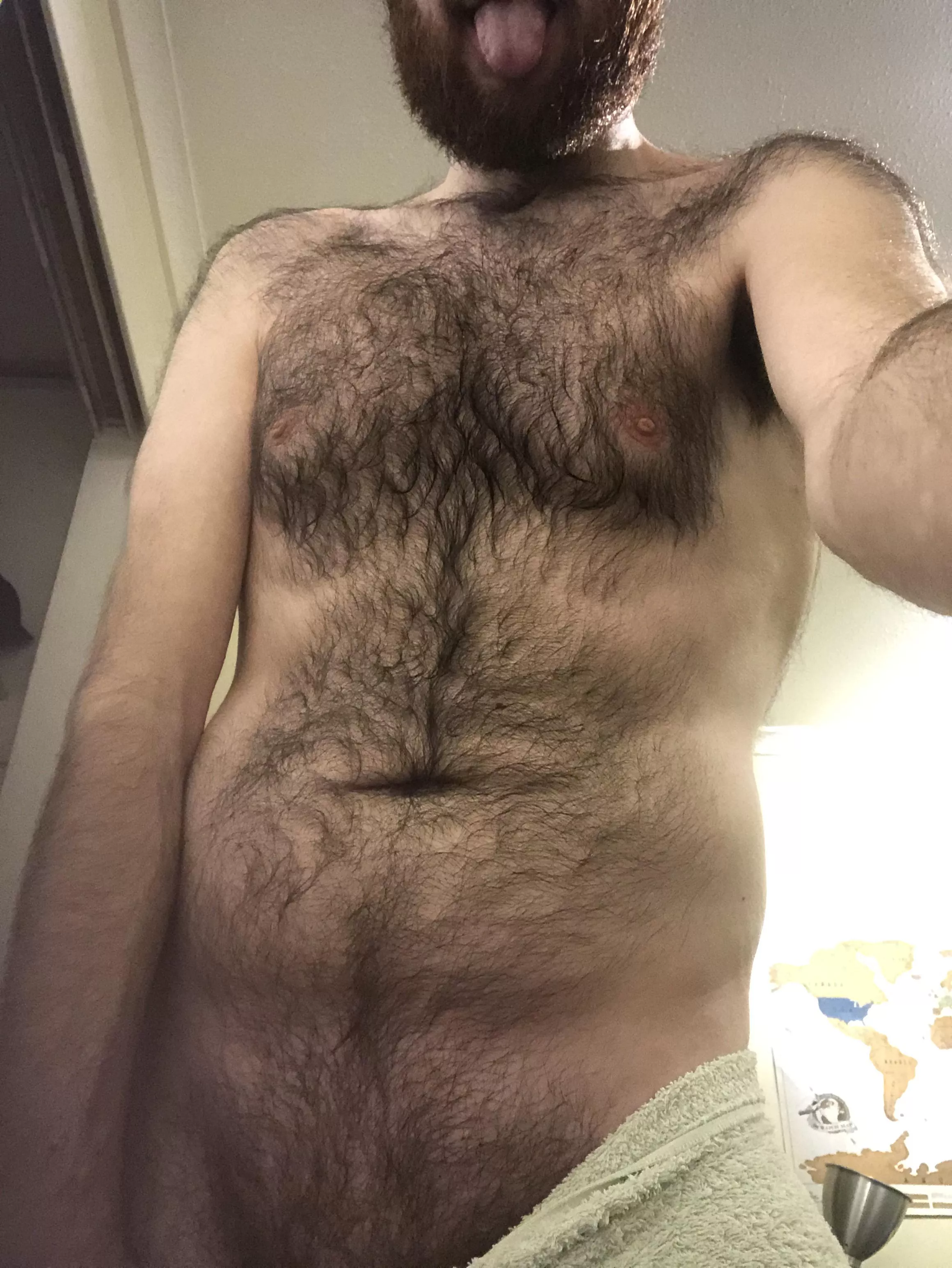 Is there a naughty girl who wants her Xmas present 🎁? 👅😈