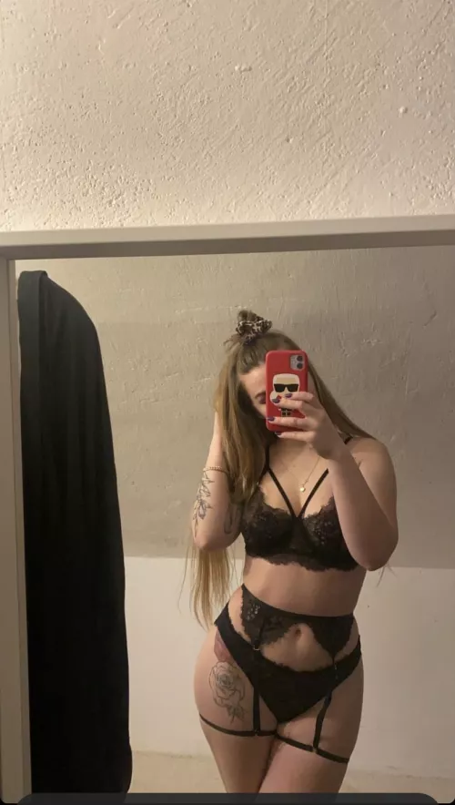 Is this a good angle ? 🥰 👇CHECK Comments👇