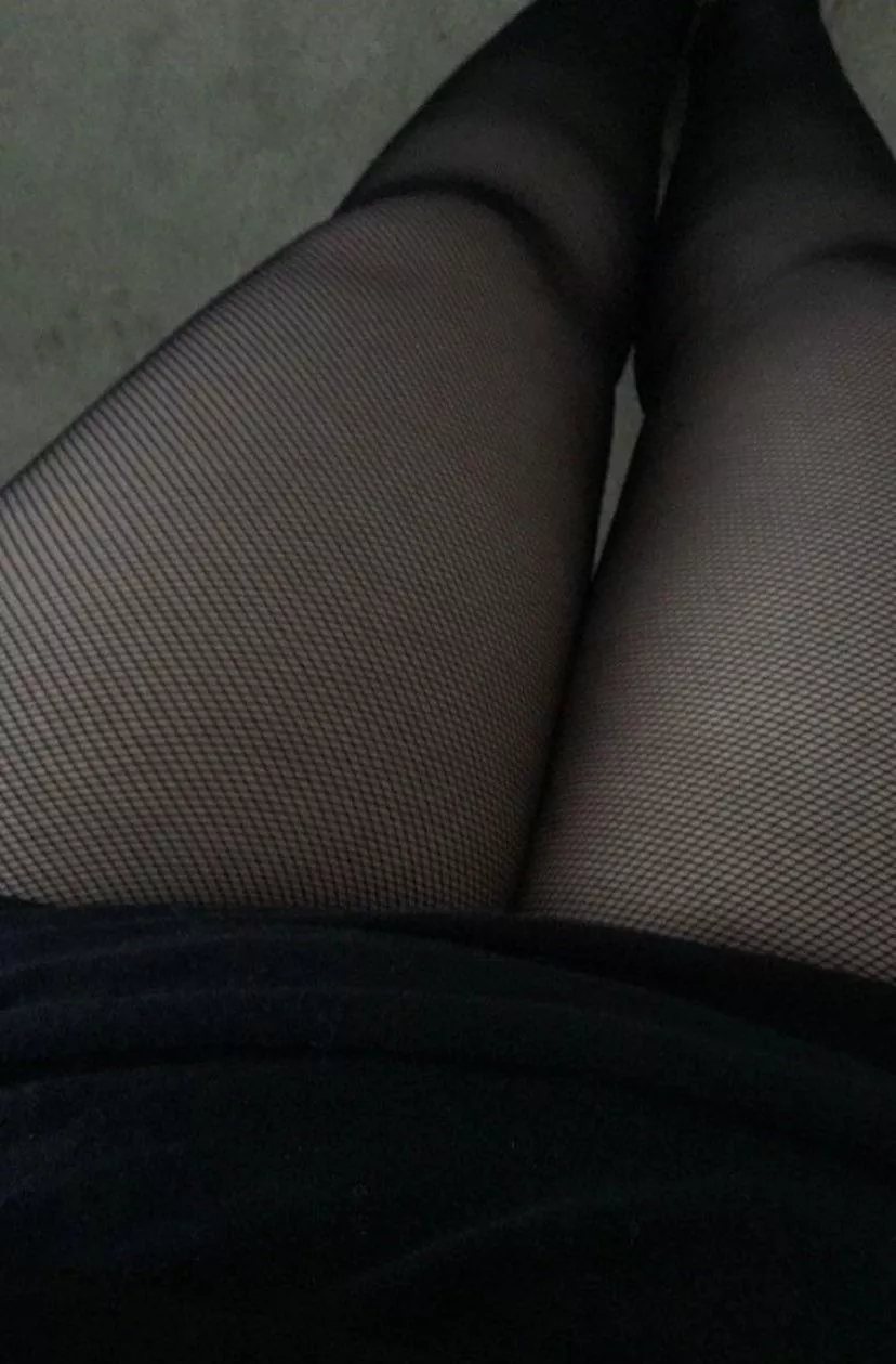Is this enough leg? Is this enough leg?