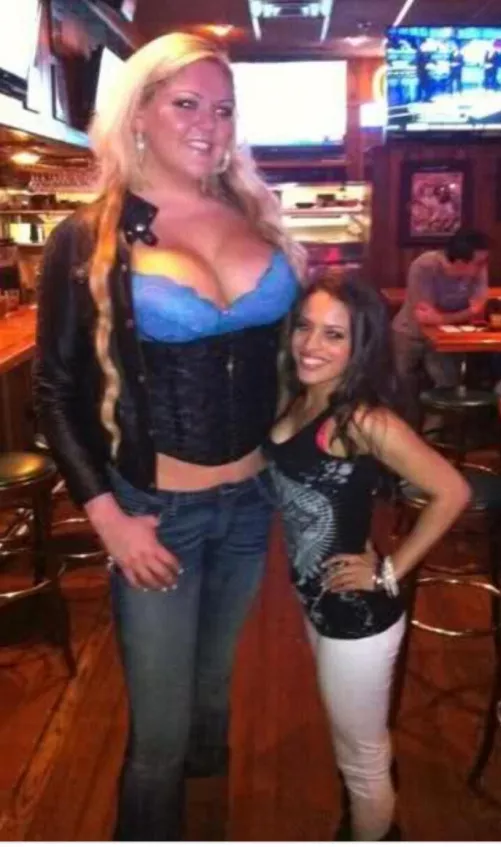 Isis The Amazon & Zelina Vega (Professional Wrestling)