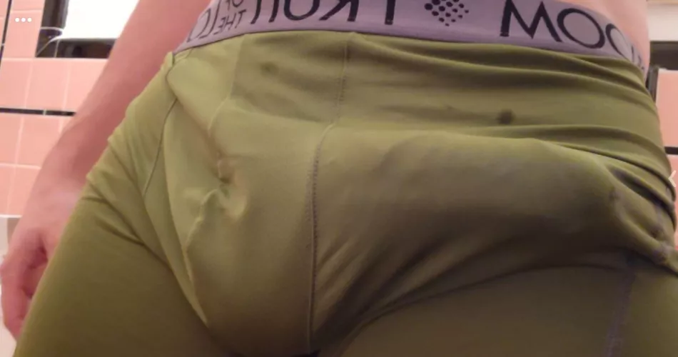 It doesn't leave much to the imagination does it? It doesn't leave much to the imagination does it?