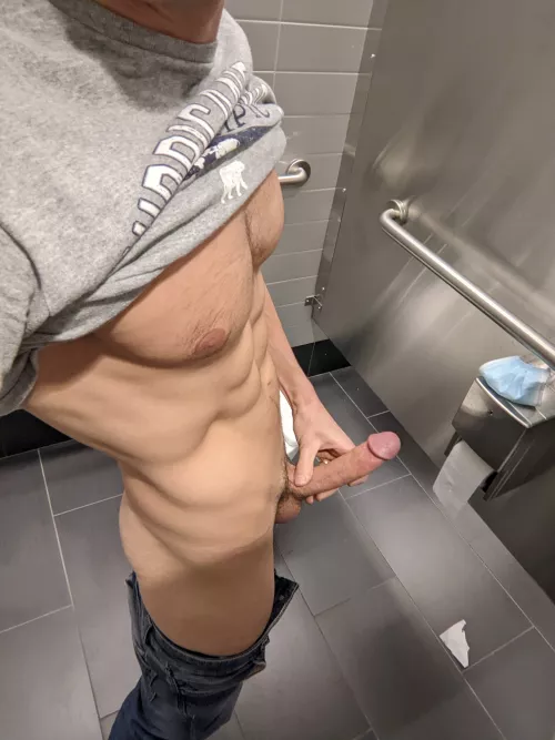 it sometimes gets boring at work ...