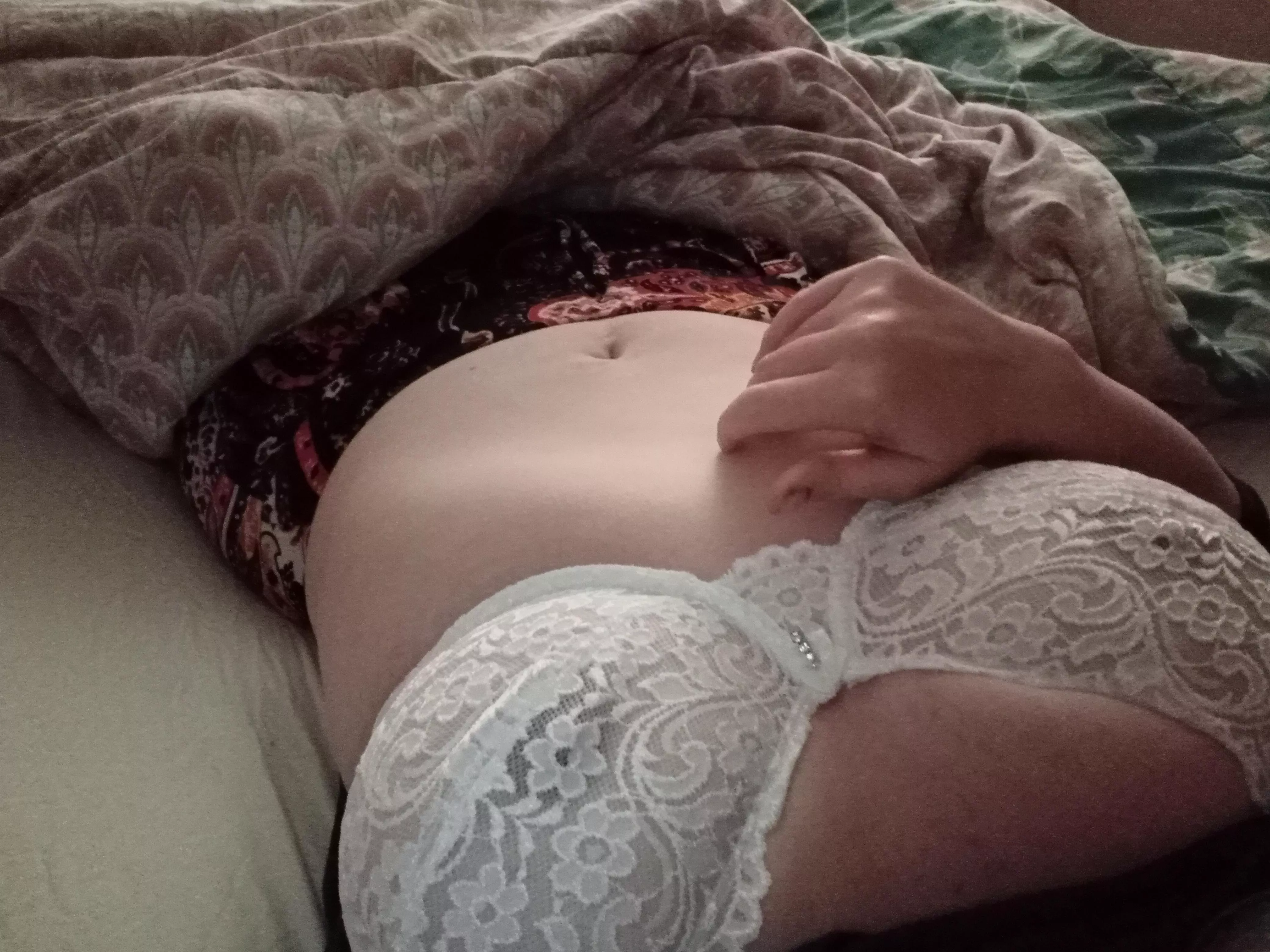 It would feel so good (f)or you to splash me It would feel so good (f)or you to splash me