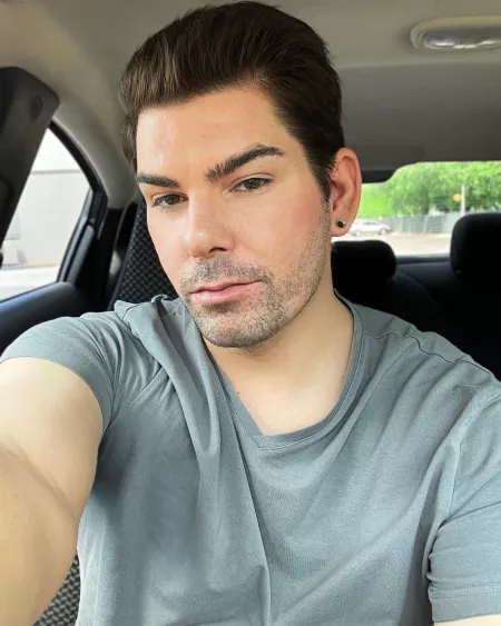 Itโs a beautiful day for a selfie! (: Itโs a beautiful day for a selfie! (: