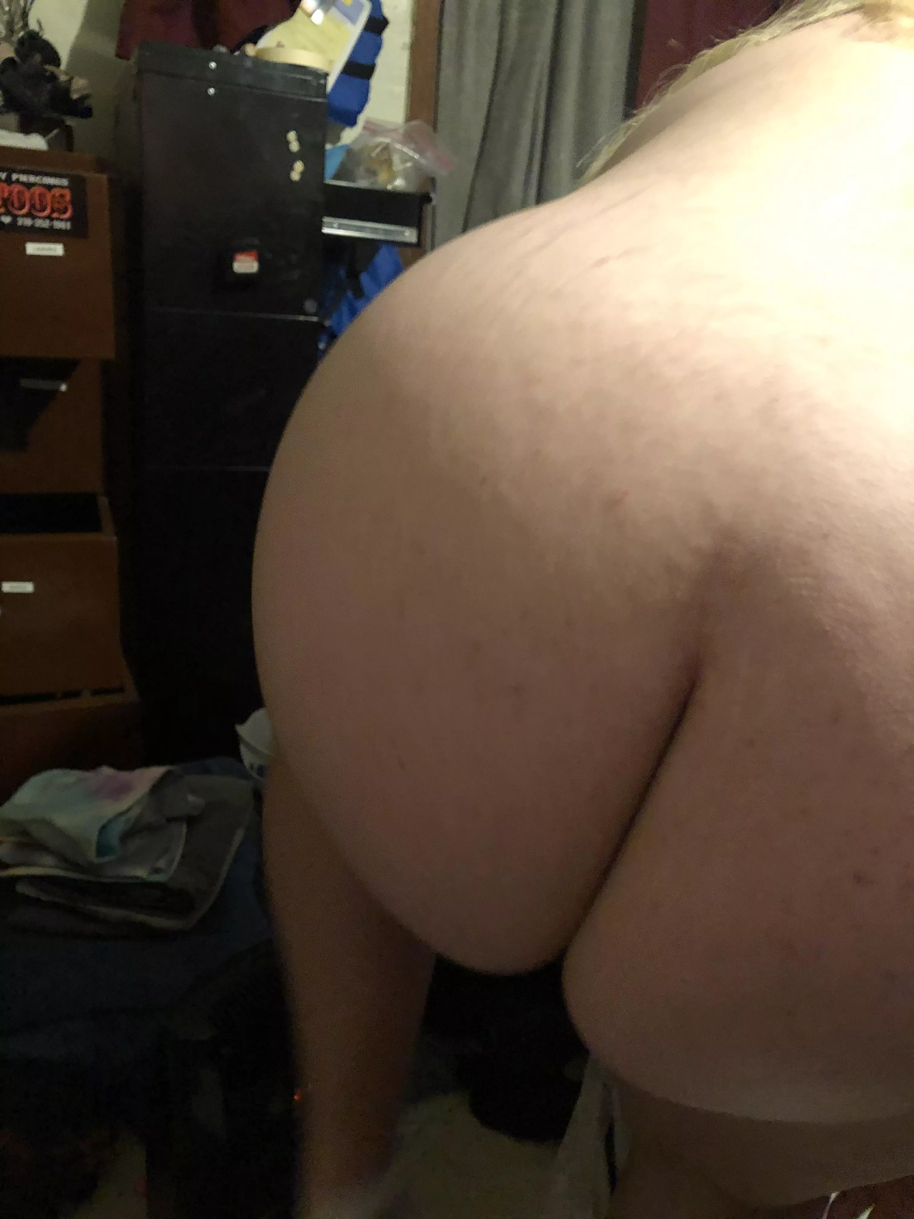 It’s a busy Monday, so here’s some quick butt