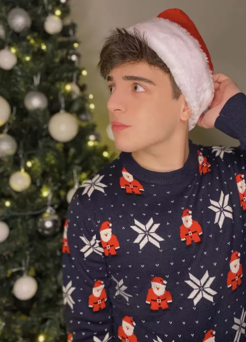 Itโs almost Christmas ๐
๐ Itโs almost Christmas ๐
๐