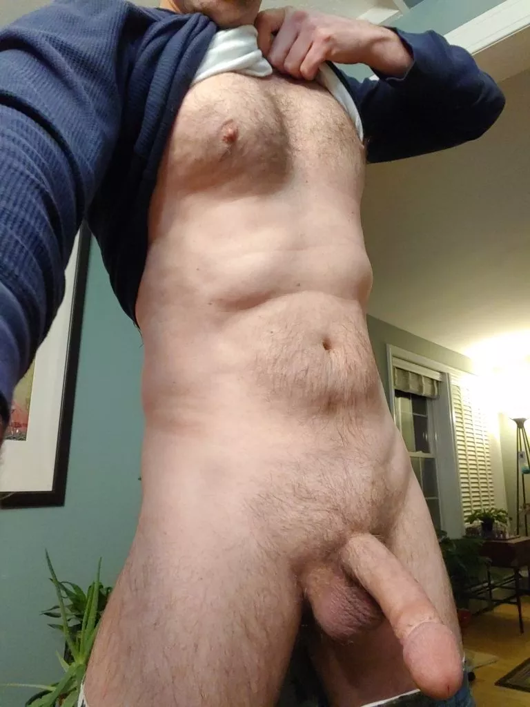 It's been a week since he came out to play on Reddit and he's raring to go 😏🍆💦 [42]