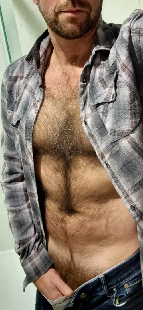 Its cold ๐ฅถ fur and fannel required