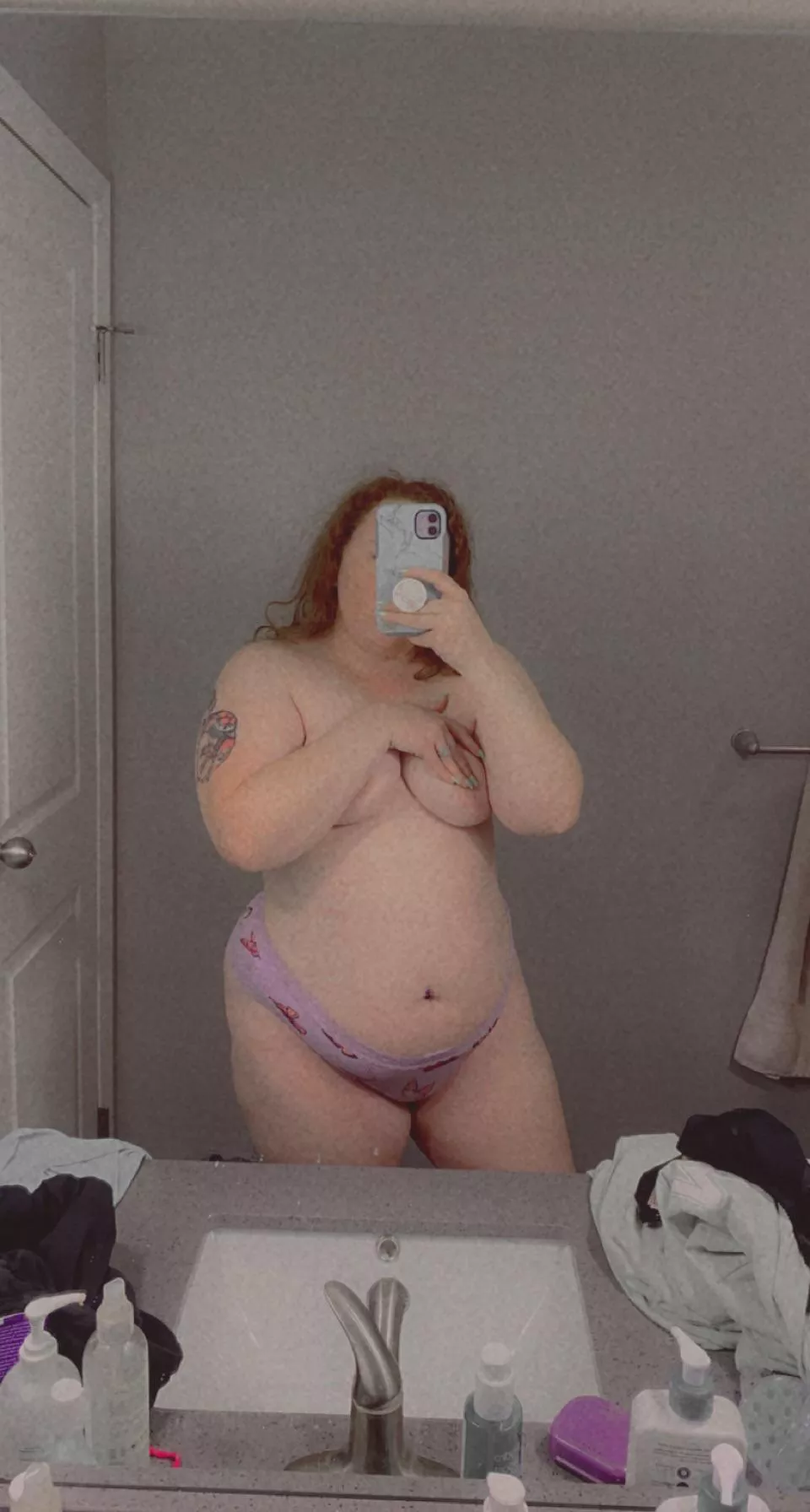 it’s cuddle weather🥺👉🏻👈🏻