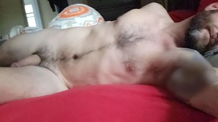 It's dangerous to wake a sleeping father (40s)