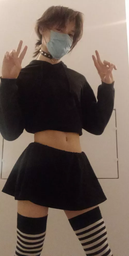 It's femboy fridayyyyyy It's femboy fridayyyyyy