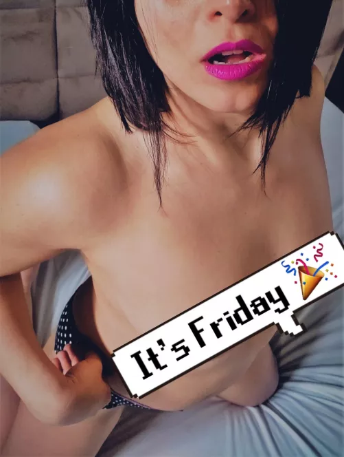 IT'S FRIDAY AND IM HORNY AF 😈 FREE 30 DAYS TRIAL