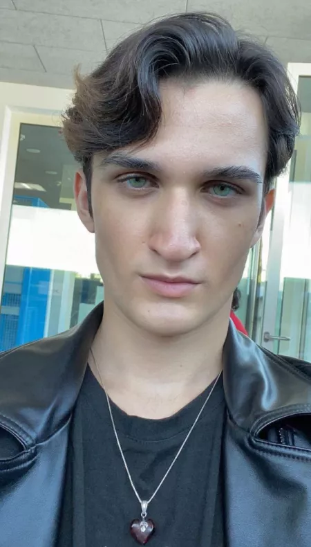 it’s fridayyyyyyyyyyyyyyy it’s fridayyyyyyyyyyyyyyy