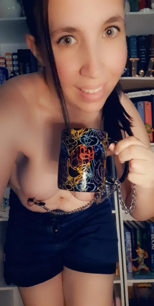 It's frisky Friday. Who's up for some friskiness? 😈😈