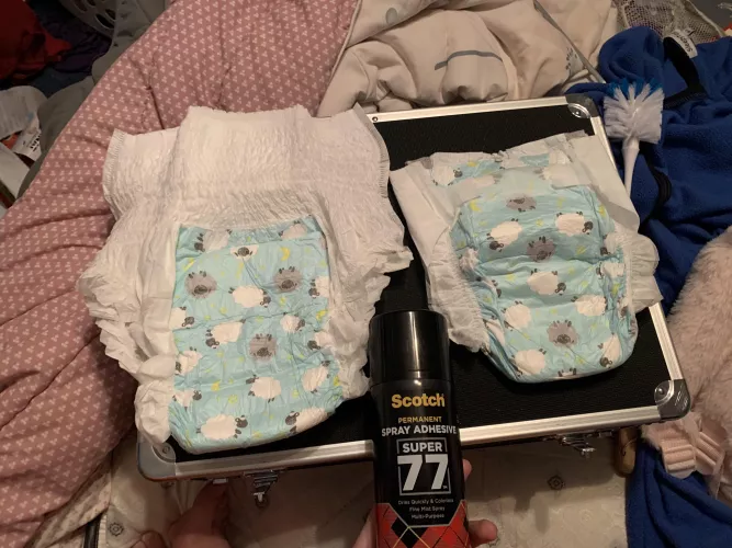 It’s hard to find adult pull-ups with cute designs, so I did it myself!