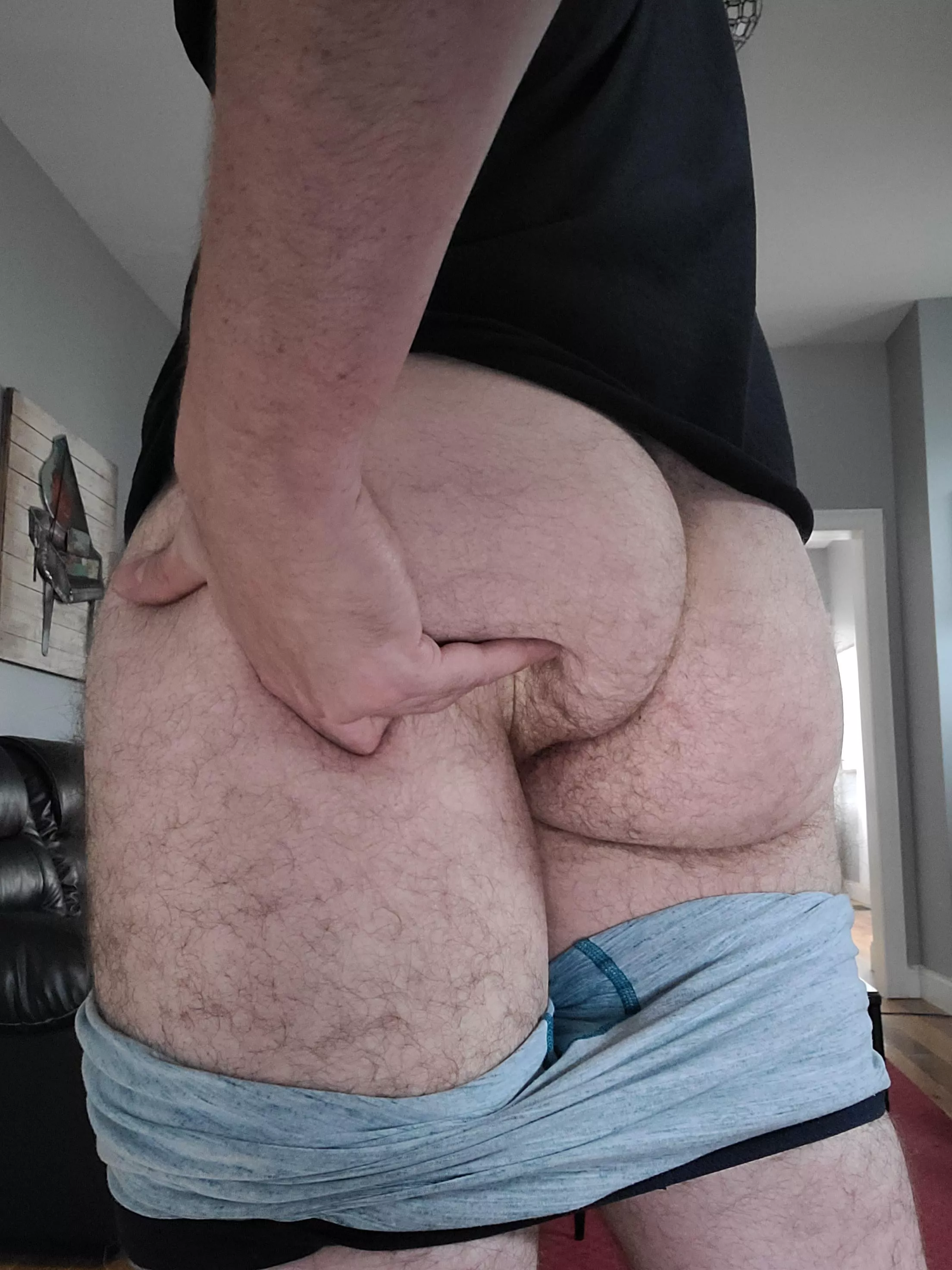 It's heavy! It's heavy!