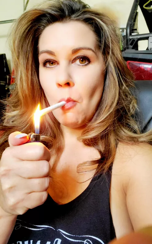 It's my Reddit Cake Day! Spark one up!