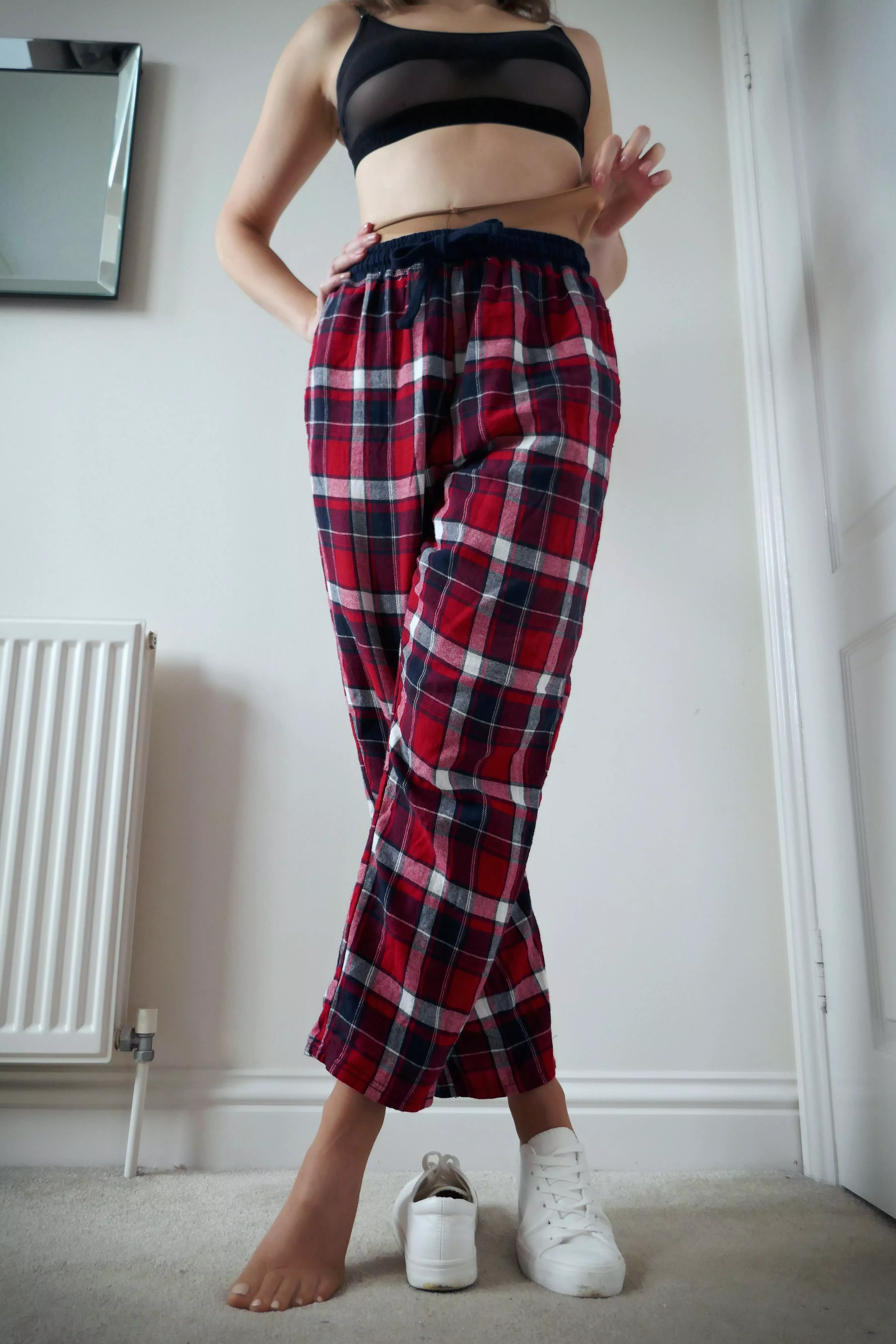 It’s not wearing comfies if you are not wearing pantyhose right?! 😏 x