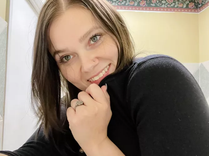 It’s rare that I show my teeth, be nice ☺️