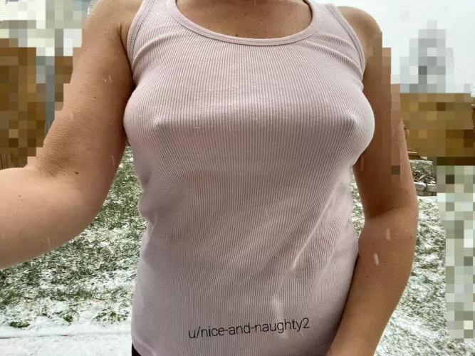 It’s snowing.