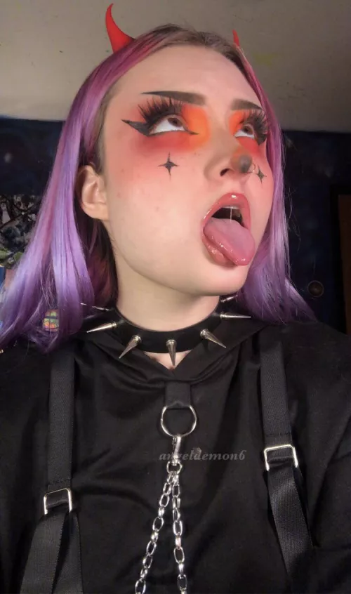 itβs so cold! you can warm your dick up in my mouth if you want itβs so cold! you can warm your dick up in my mouth if you want