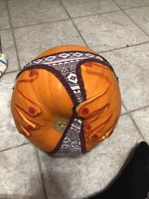 It's spooky season. Don't ban me. It's spooky season. Don't ban me.