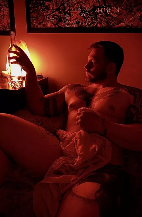 Itβs ya boi, back with his artist-dick sheet