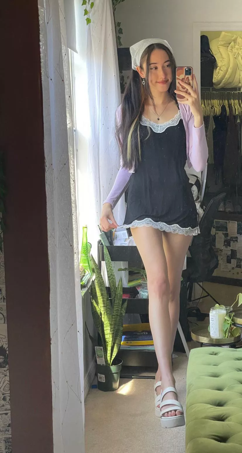 I’ve always been told I have long legs☺️, what do you think?