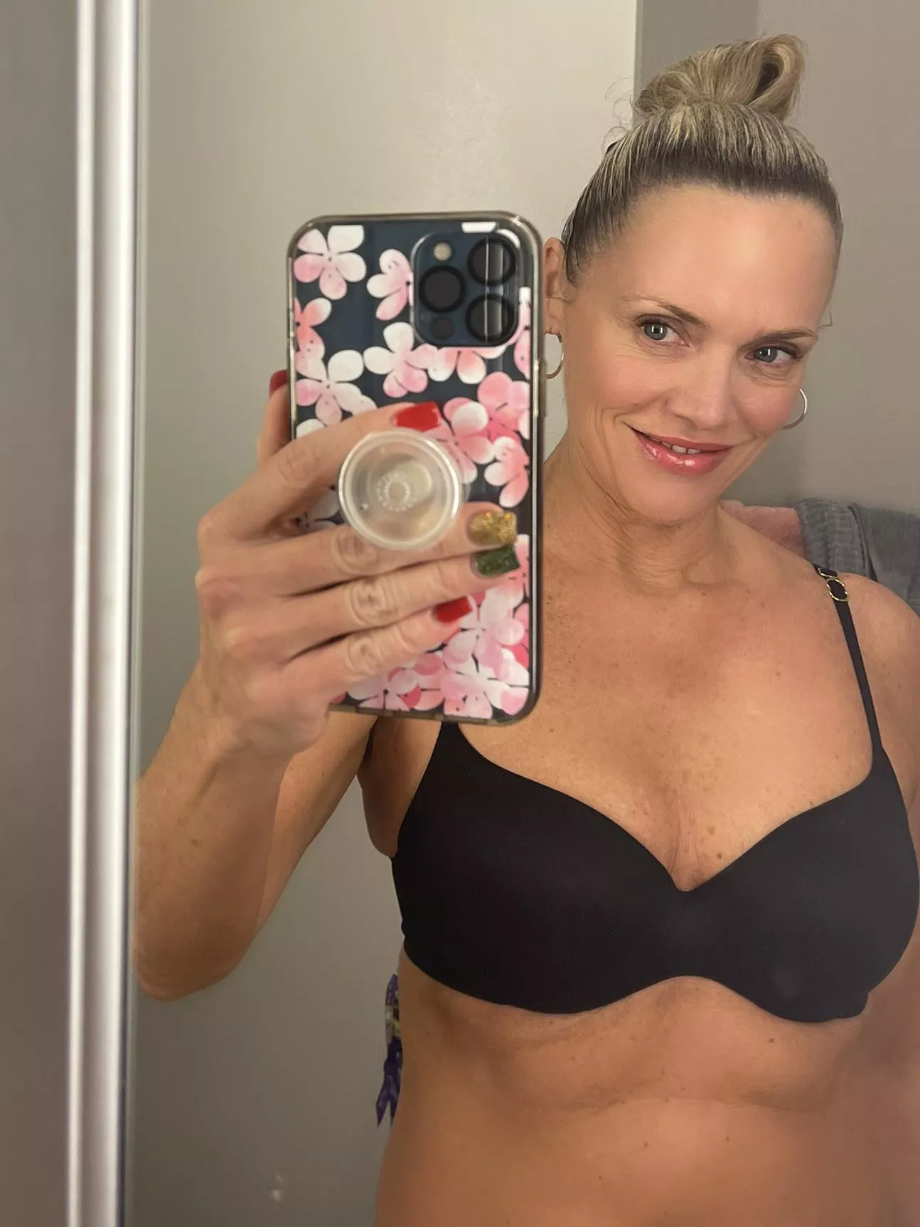 I’ve been a naughty Milf/Gilf! [F51]