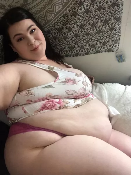 Iβve been obsessed with everything pink lately. π