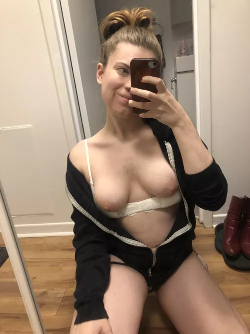 Iβve been showing more of my (f)ace on here lately. I hope thatβs ok β€οΈ Iβve been showing more of my (f)ace on here lately. I hope thatβs ok β€οΈ