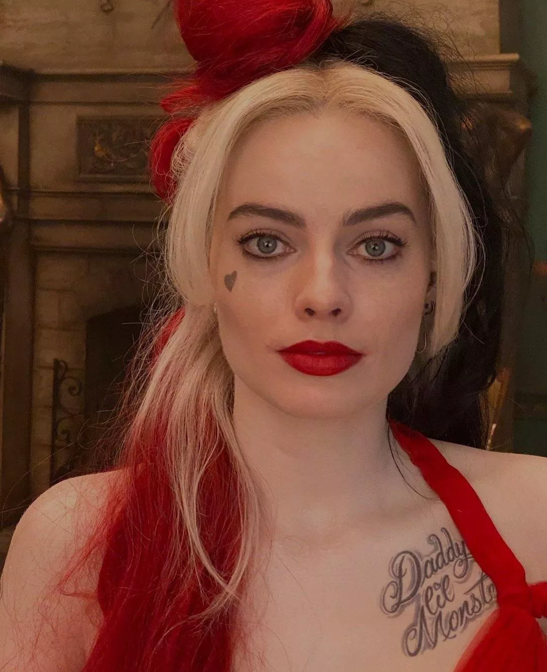 I’ve never wanted to facefuck someone as badly as I do Margot Robbie as Harley Quinn