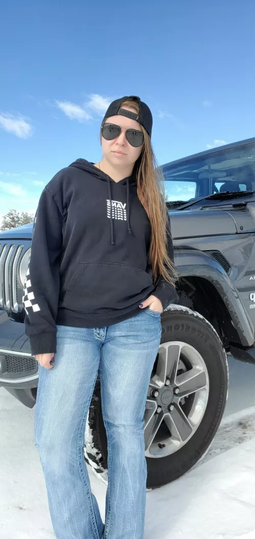Jeep babe! [F26] [26] [F]