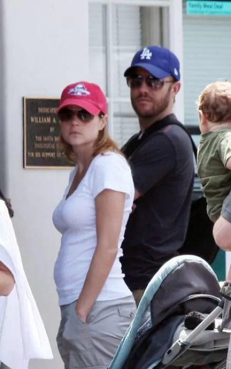 Jenna Fischer- MILF vibes off the charts! Jenna Fischer- MILF vibes off the charts!