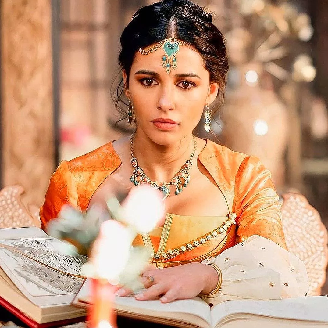 Jerking myself senseless for Naomi Scott Jerking myself senseless for Naomi Scott