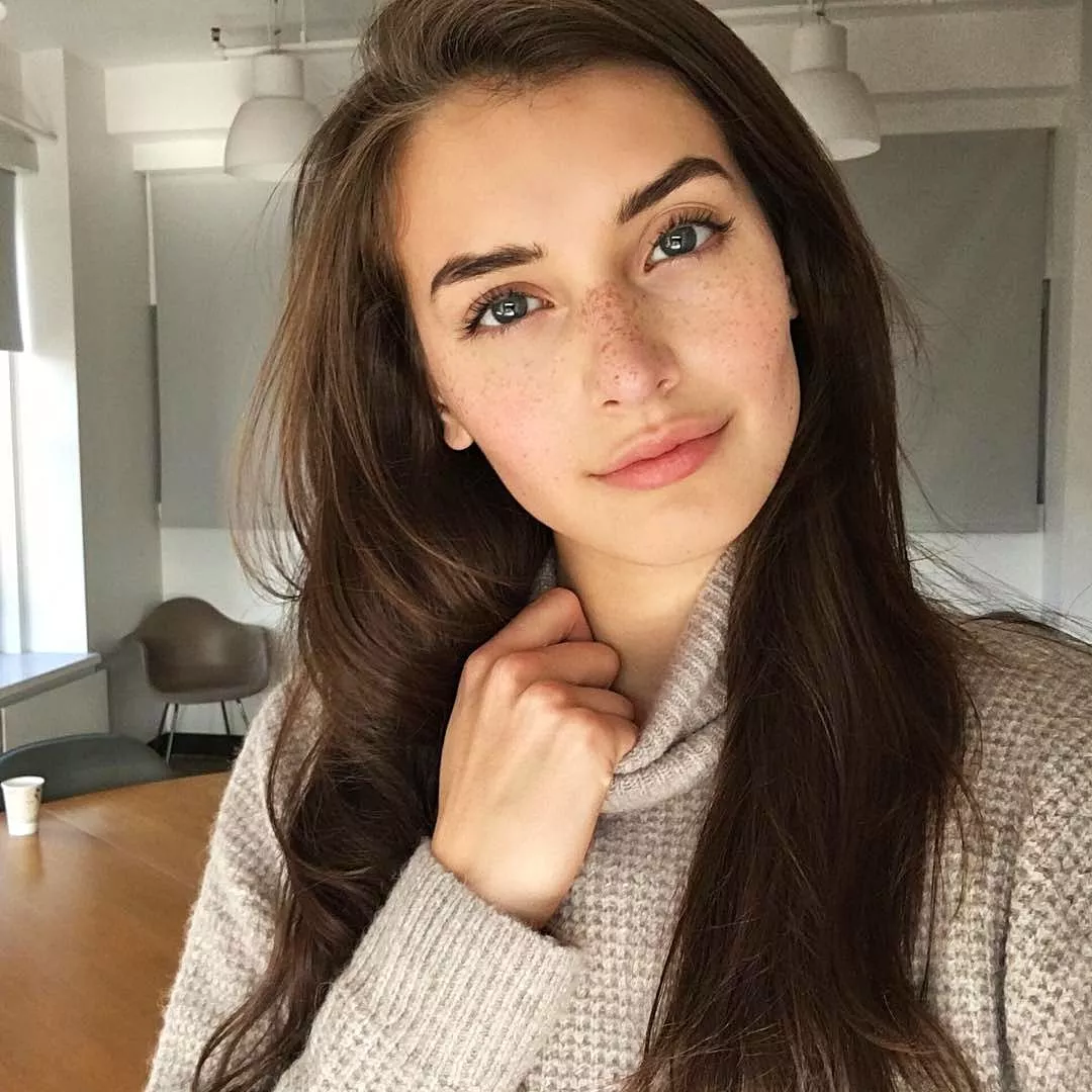 Jessica clements nude
