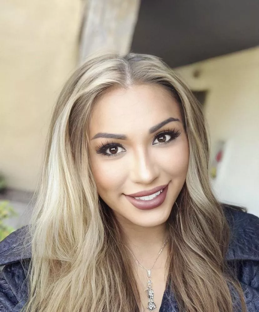 Jessy Dubai is just stunningly beautiful