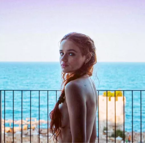 Joey King🔥 Joey King🔥