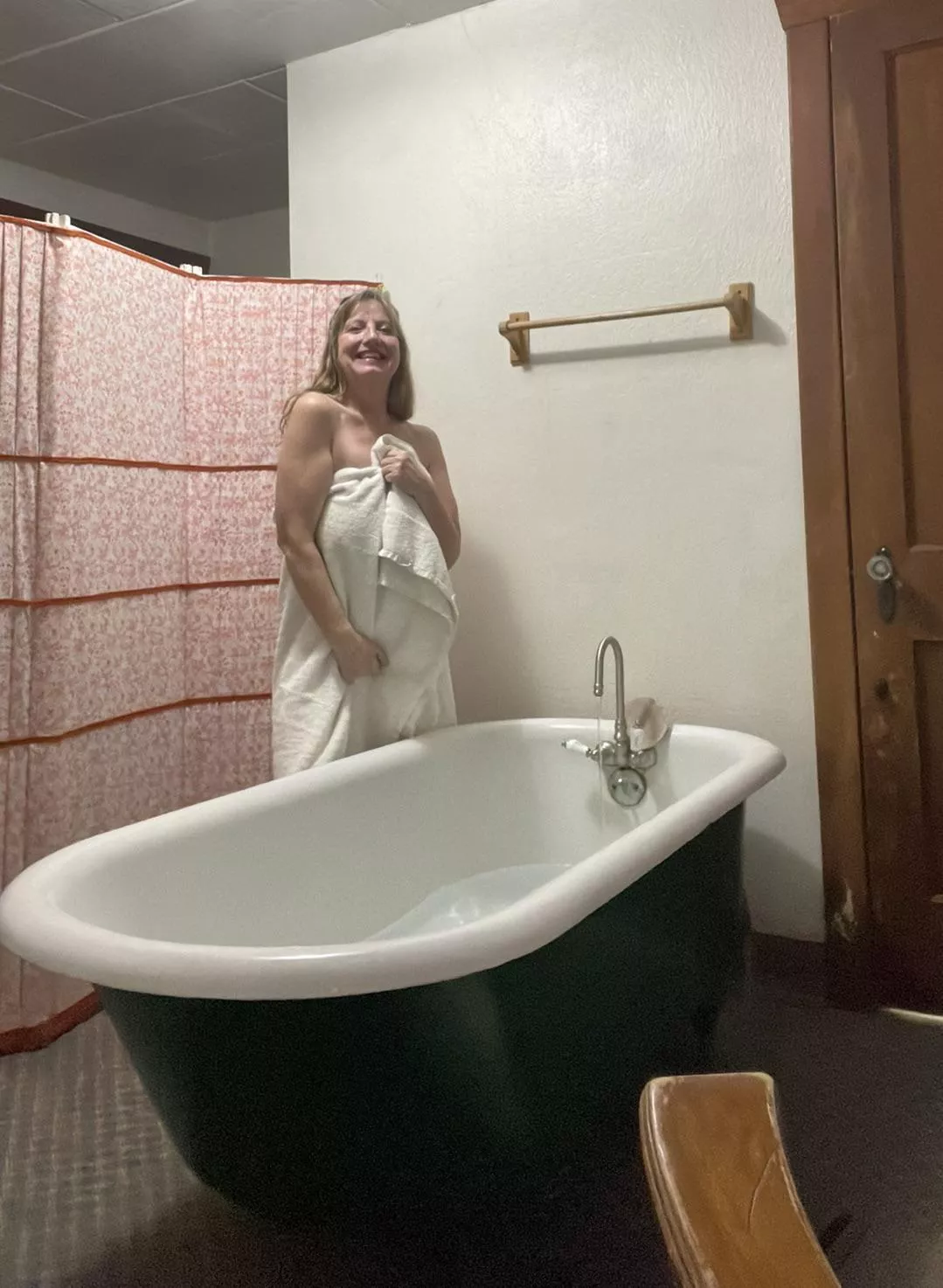 Join me for a bath 😈