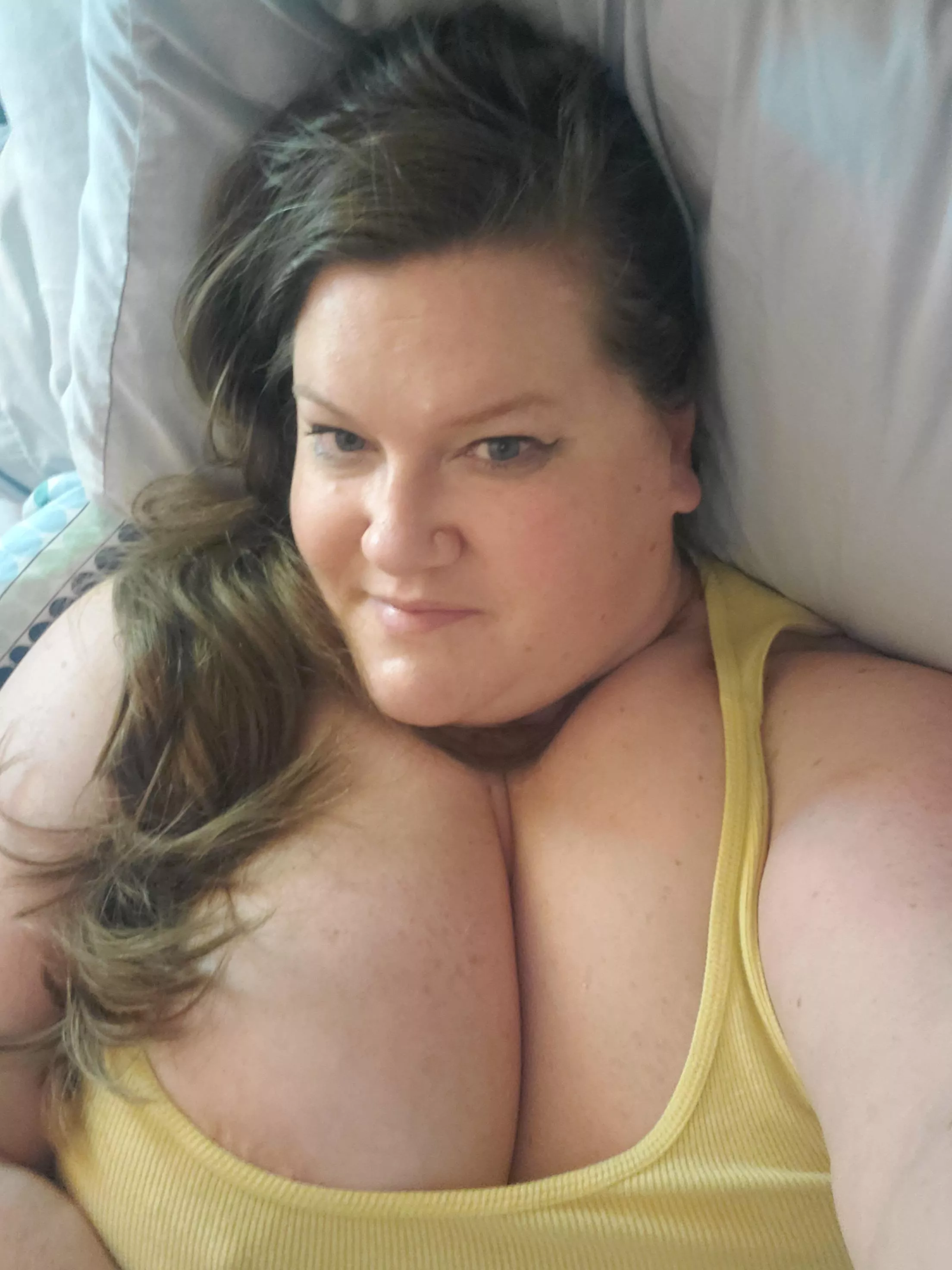 Join me in bed?? ??[F49]