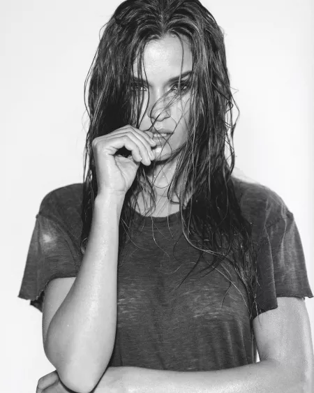 Josephine Skriver Josephine Skriver