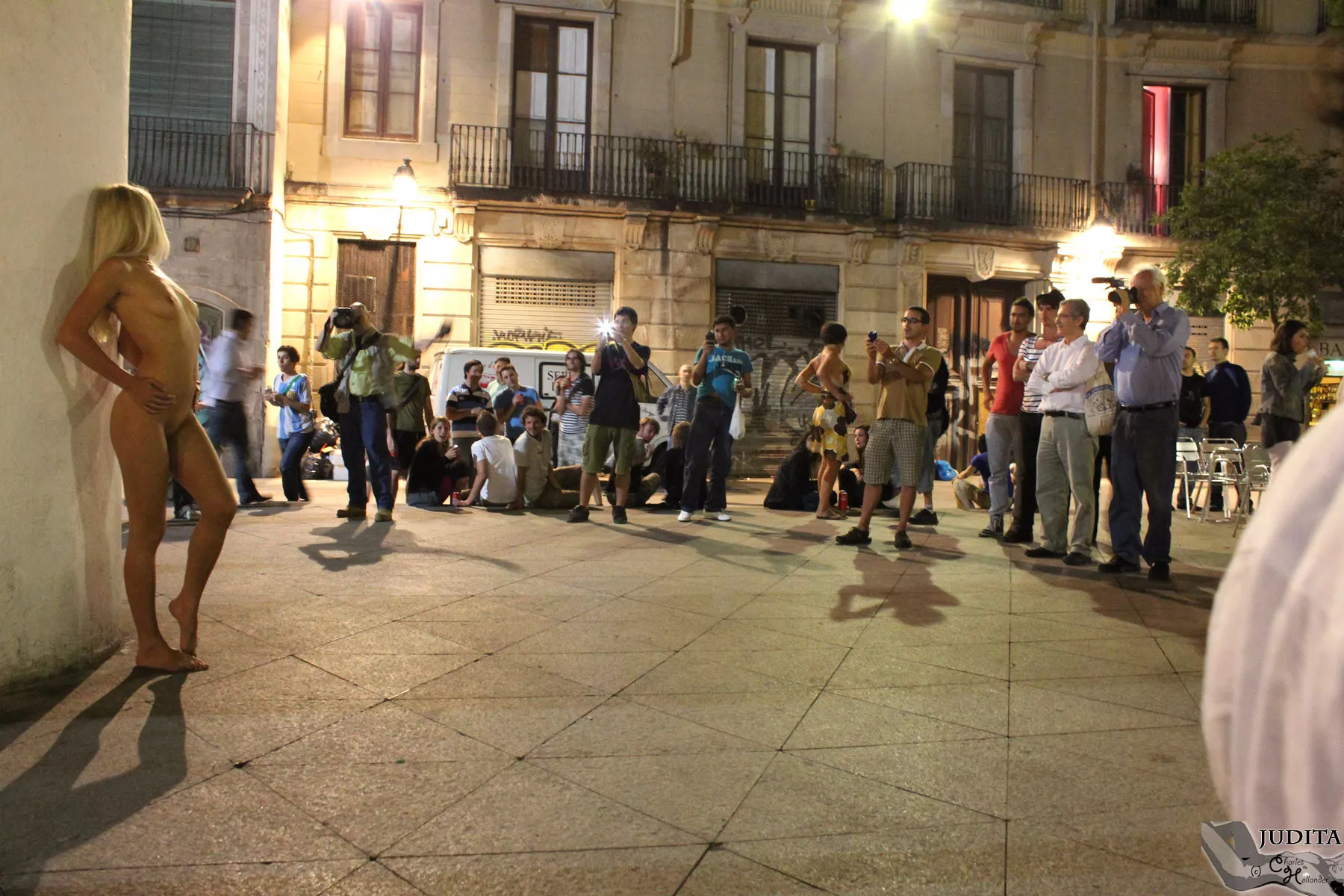 Judita posing in Barcelona