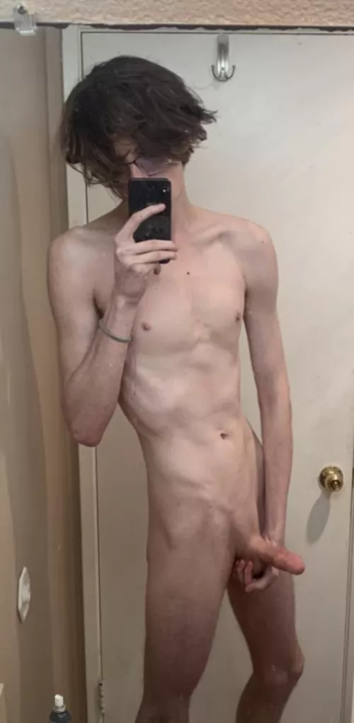 Just a 6’5 attention whore