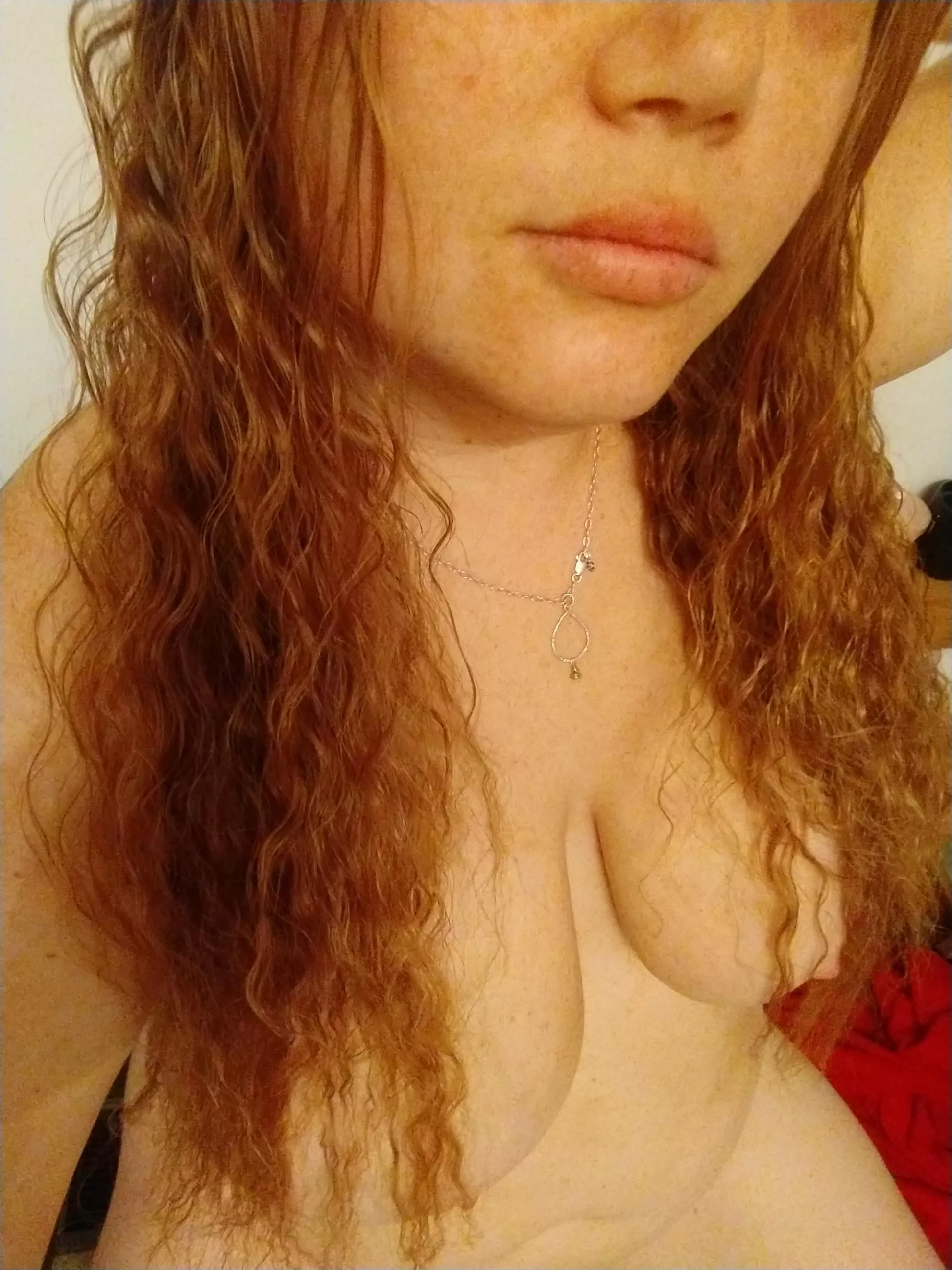 Just a all natural, short, slightly chubby, freckled redhead ?