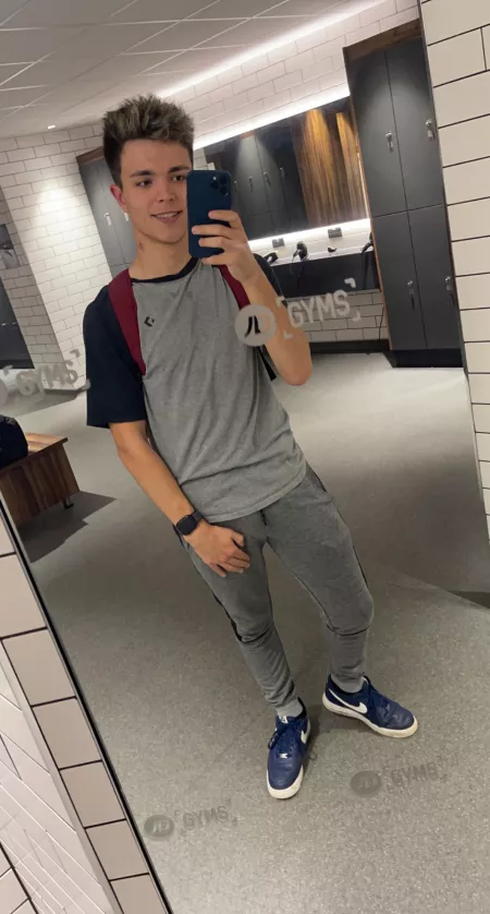 Just a cute gym selfie of me 😁 Just a cute gym selfie of me 😁