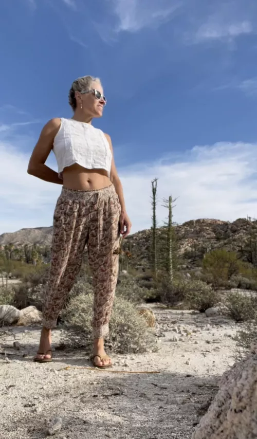 Just a girl about to turn 50 and loving life! (F49)