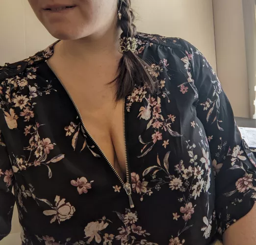 Just a lil' bit of cleavage! Just a lil' bit of cleavage!