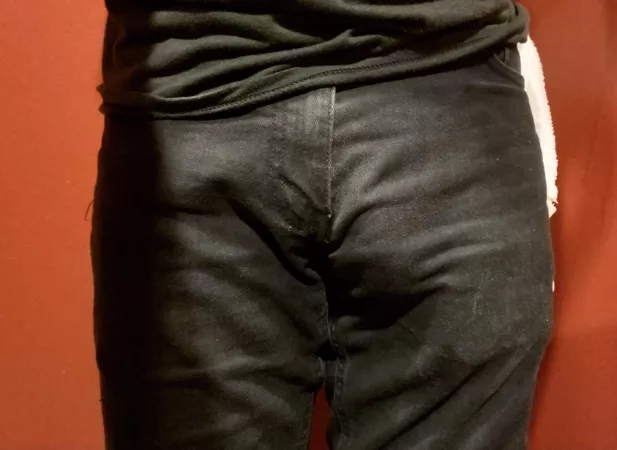 Just a little to the right… Just a little to the right…