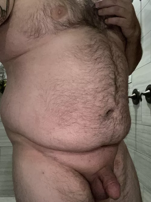 Just a normal chubby dude saying hi