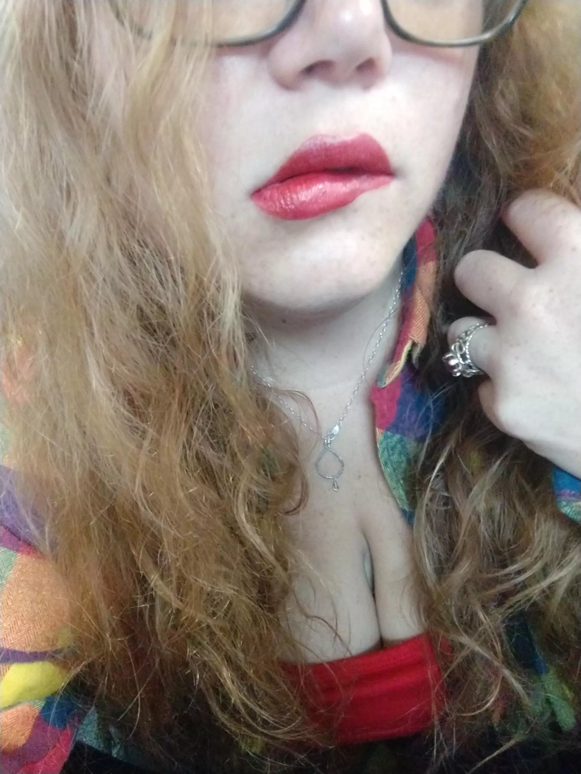 Just a red head with big ol' DSLs ?